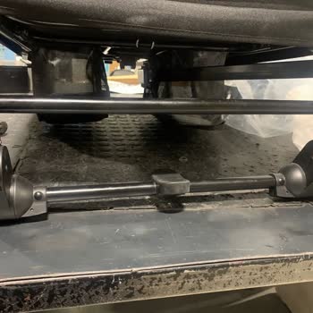 Mağaza Kurulumda Yardımcı Olmadı, Bebek Arabası Hatalı Takıldı Ve Yüksek Ücret Talep Edildi