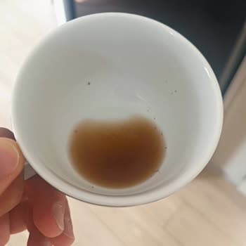 Küflü Kokan Kahve Çekirdekleri Ve Bozulmuş Tat Deneyimi