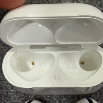 Airpods 4 Kulaklıkta Ses Kaybı Ve Sararma İçin Troy Çözüm Sunmadı
