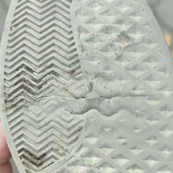 Kısa Sürede Parçalanan Ayakkabı Ve İlgisiz İnceleme Süreci