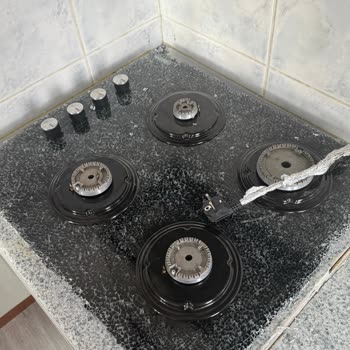 Patlayan Ocak Camı Ve 1,5 Aydır Çözümsüz Kalan Tehlikeli Durum