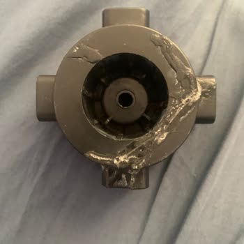 Kraus Vantilatörün Plastik Kaidesi Kırıldı, Yedek Parça Ve Destek Bulunamıyor