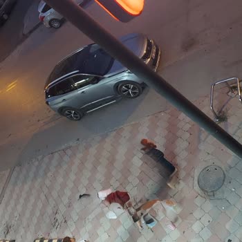 BİM Şubesinin Apartman Önündeki Park Alanı Konusunda Sürekli Rahatsız Edilmek