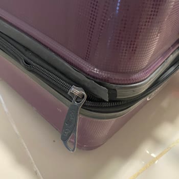 Uçuş Sonrası Valizlerim Parçalandı, Mağdur Edildim