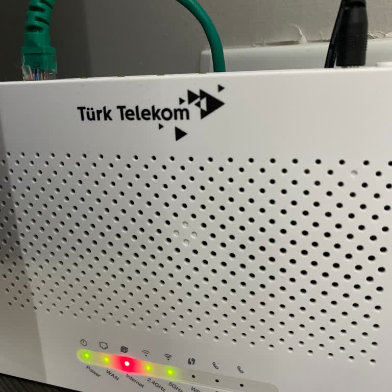 Van Alipaşa Mahallesi'nde 3 Gündür Süren İnternet Kesintisi Ve Destek Sorunu