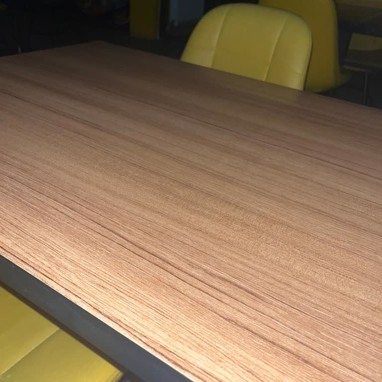 Uzun Süren Elektrik Kesintileri Ve Sorunlu Şikayet Sistemi Esnafı Mağdur Ediyor