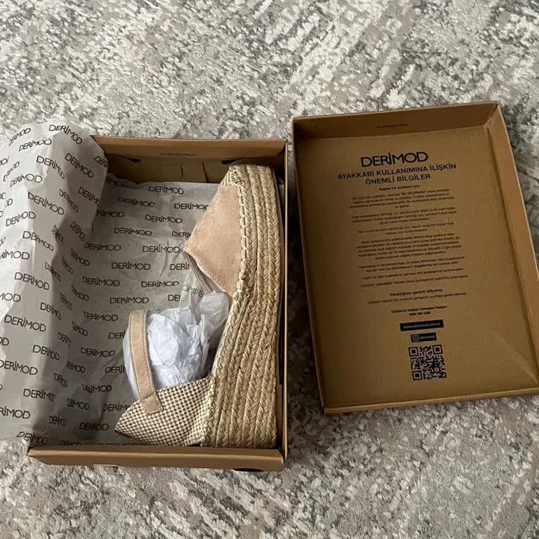 Doğum Günü Hediyesi Ayakkabının Tek Eşini Bulamıyorum