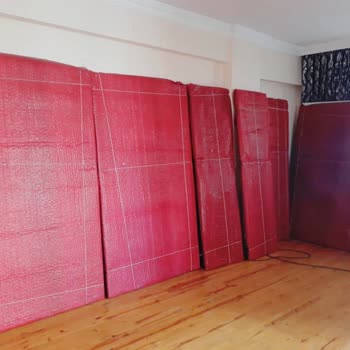 Anlaşılan Fiyatın Üzerinde Ücret Ve Hasarlı Eşya Sorunu