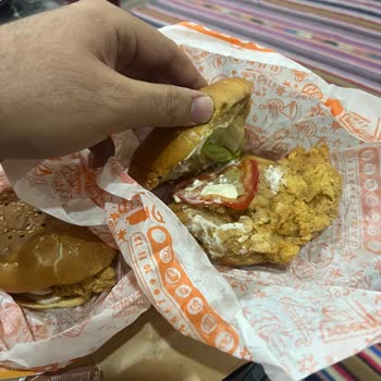 Popeyes Sent Me Wrong Burgers and Skipped My Ice Creams