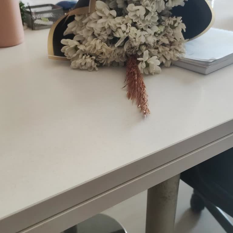 Çiçek Görselinden Farklı Solmuş Ürün Gönderildi