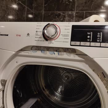 Hoover Kurutma Makinesi Su Haznesi Kolayca Kırıldı: Tasarım Hatası Mağduriyeti