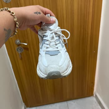 Kısa Sürede Deforme Olan Ayakkabıya Mağazadan Çözüm Bulunmadı