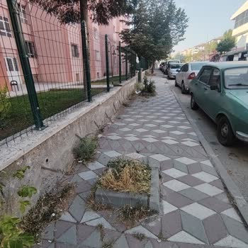 Etimesgut Belediyesi Kaldırımlardaki Taşlar