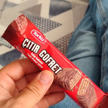 Aldığım Gofretin Isırılmış Çıkması Ve Torku'nun Yaklaşımı