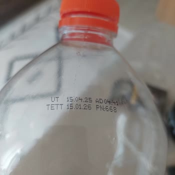 Didi Şeftalili Soğuk Çayda Tanımlanamayan Katranlaşmış Madde Şoku