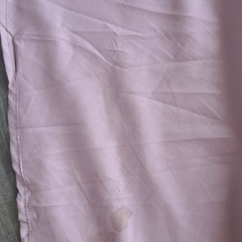 Aldığım Elbisede Kan Lekesi Çıktı İade Kabul Edilmedi