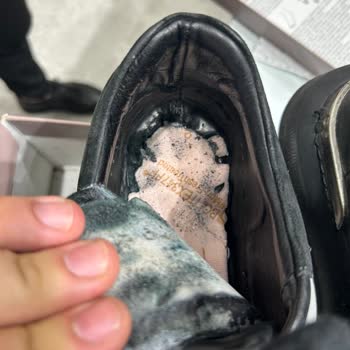 Tamer Tanca'dan Alınan Ayakkabının 5 Ayda Taban Çökmesi Ve Değişim Reddi