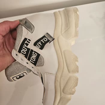 Bambi Ayakkabı Kullanılmış Ve Eksik Ürün Gönderildi, Mağdur Oldum