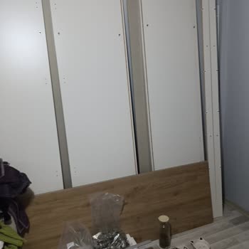 Eksik Dolap Parçası Nedeniyle Kurulum Aylardır Yapılmıyor!