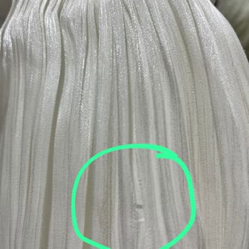 Kusurlu Elbise Gönderildi, İade Kabul Edilmiyor