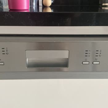 Teka Bulaşık Makinesi Alt Sepetinde Yoğun Paslanma Ve Ücretsiz Değişim Talebi