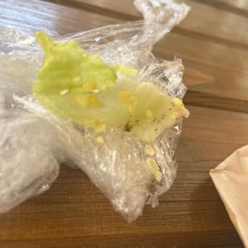 Salatada Çıkan Çamur Öğle Yemeğimi Mahvetti