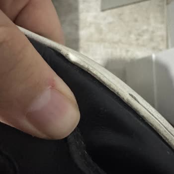 Satın Aldığım Ayakkabının Kısa Sürede Yıpranması Ve İade Sorunu