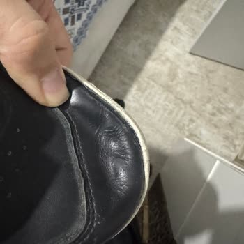 Satın Aldığım Ayakkabının Kısa Sürede Yıpranması Ve İade Sorunu