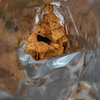 Doritos Cips İçinden Yanmış Yabancı Madde Çıkması