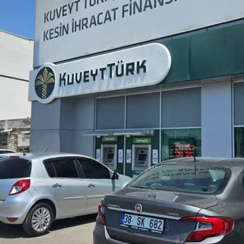 Banka Personelinin Kaba Tavrı Ve Yetersiz Nakit Nedeniyle Mağduriyet Yaşadım