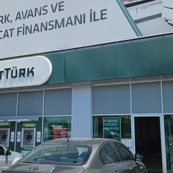 Banka Personelinin Kaba Tavrı Ve Yetersiz Nakit Nedeniyle Mağduriyet Yaşadım