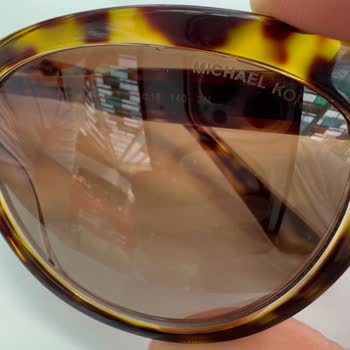 Gözlük Camındaki Kalıcı Leke Nedeniyle Garanti Dışı Bırakılmasına İtiraz