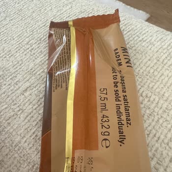 Magnum Dondurmanın Kremasında Bozuk Ve Kumlu Tat Deneyimi