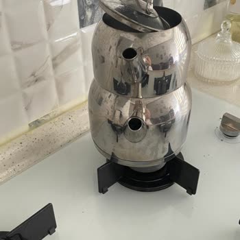 Korkmaz Çaydanlıkta Kalıcı Lekeler Ve Su Damlatma Sorunu, Servis Desteği Bulamama