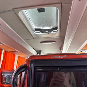 Rezervasyonum Yalan Oldu, Konforsuz Araçla Yolculuk Yaptım!