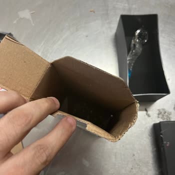 Sipariş Ettiğim Gözlük Yerine Saat Gönderdiler İletişim Yok