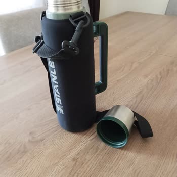 Stanley Thermos gekauft, Wasser wird schnell kalt, trotz Garantie keine Lösung