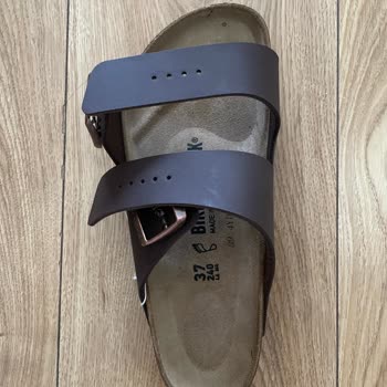 A101'den Satın Alınan Birkenstock Terliklerin Orijinalliği Ve İade Sürecinde Yaşanan Mağduriyet