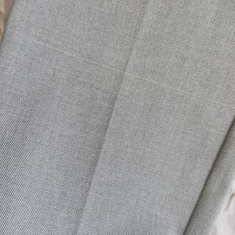 Falsches und beschädigtes Zara-Produkt erhalten, Kundenservice reagiert nicht