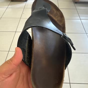 Birkenstock Terlikte 1 Yılda Yaşanan Ciddi Kalite Sorunları Ve Hayal Kırıklığı