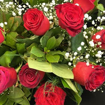 Getir Çarşı'dan Gelen Çürük Çiçek Ve İlgisiz Müşteri Hizmetleri