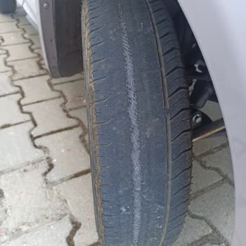 Kuba E-Car'ın Ön Lastikleri 6 Ayda Kabaklaştı, Yedek Lastik De Bulunamıyor