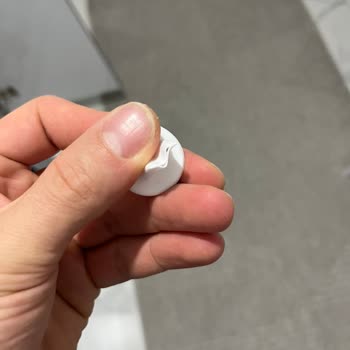 Lansinoh Göğüs Pompası Valfi Kısa Sürede Deforme Oldu