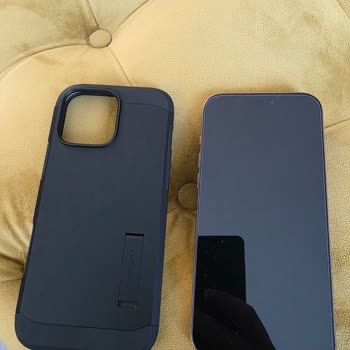 Spigen Kılıf Ve Cam Birlikte Kullanınca Ekranda Baloncuk Oluşuyor