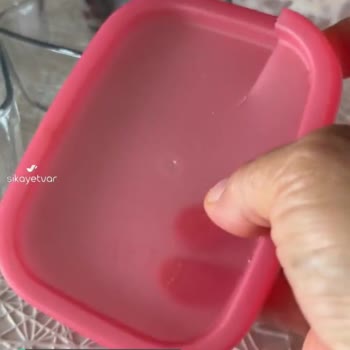 Lav Saklama Kabı Kapakları Yırtılıyor