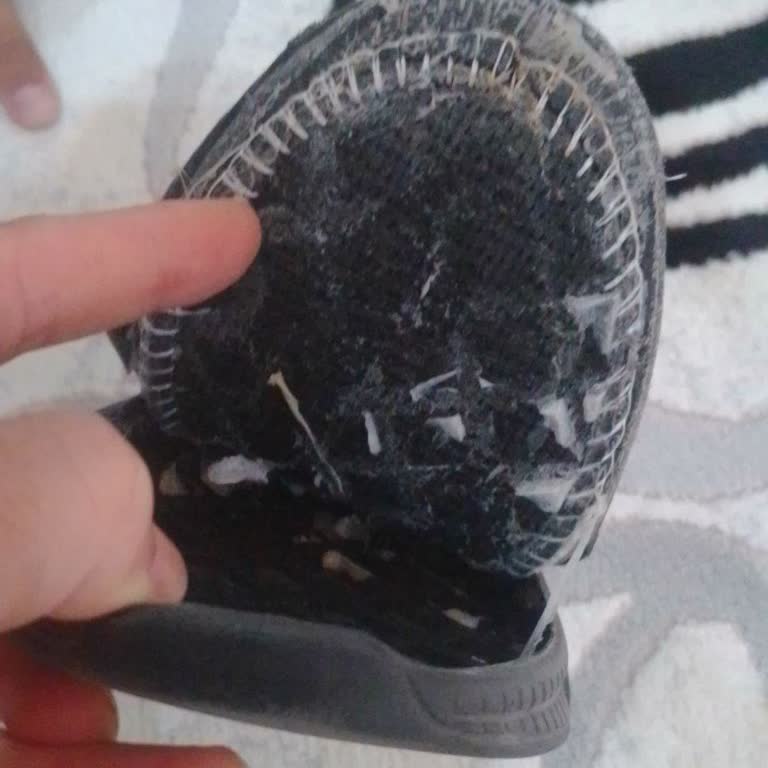 Letoon Sport Letoon Ayakkabının Tabanı Kalktı