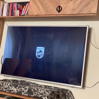 Güncelleme Sonrası Televizyon Açılmıyor, Logo Ekranında Kalıyor