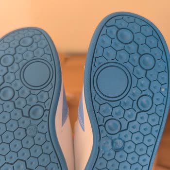 Farklı Numara Ve Defolu Ayakkabı, İade Sürecinde Kargo Mağduriyeti Yaşadım