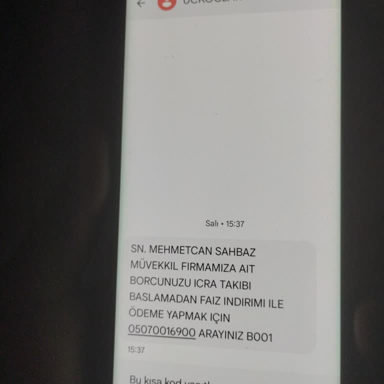 İzinsiz Ve Asılsız İcra Mesajıyla Kişisel Verilerimin Hukuka Aykırı Kullanılmasından Şikayetçiyim