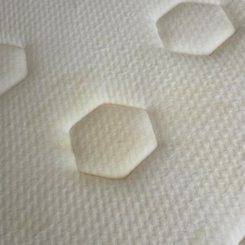 Yeni Alınan Yatakta Kısa Sürede Sararma Ve Kullanıcı Hatası İddiası